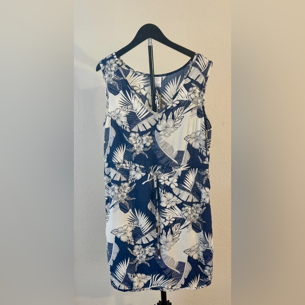 NWT Palmwave Hawaii Women’s Sleeveless Blue & White Floral Aloha Dress Size M - Picture 4 of 11